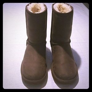 Ugg Classic Short Brown Leather Boots